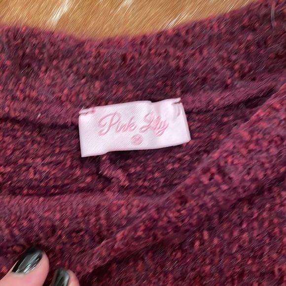 Sweater - Picture 4 of 5